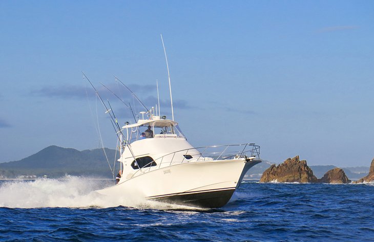 Top 5 family fishing boats - Fishing World Australia